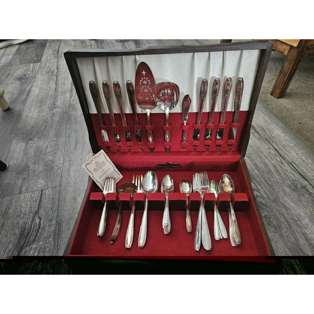 Lot of 51 Wallace Harmony House Serenade (1944) Silverplate Flatware